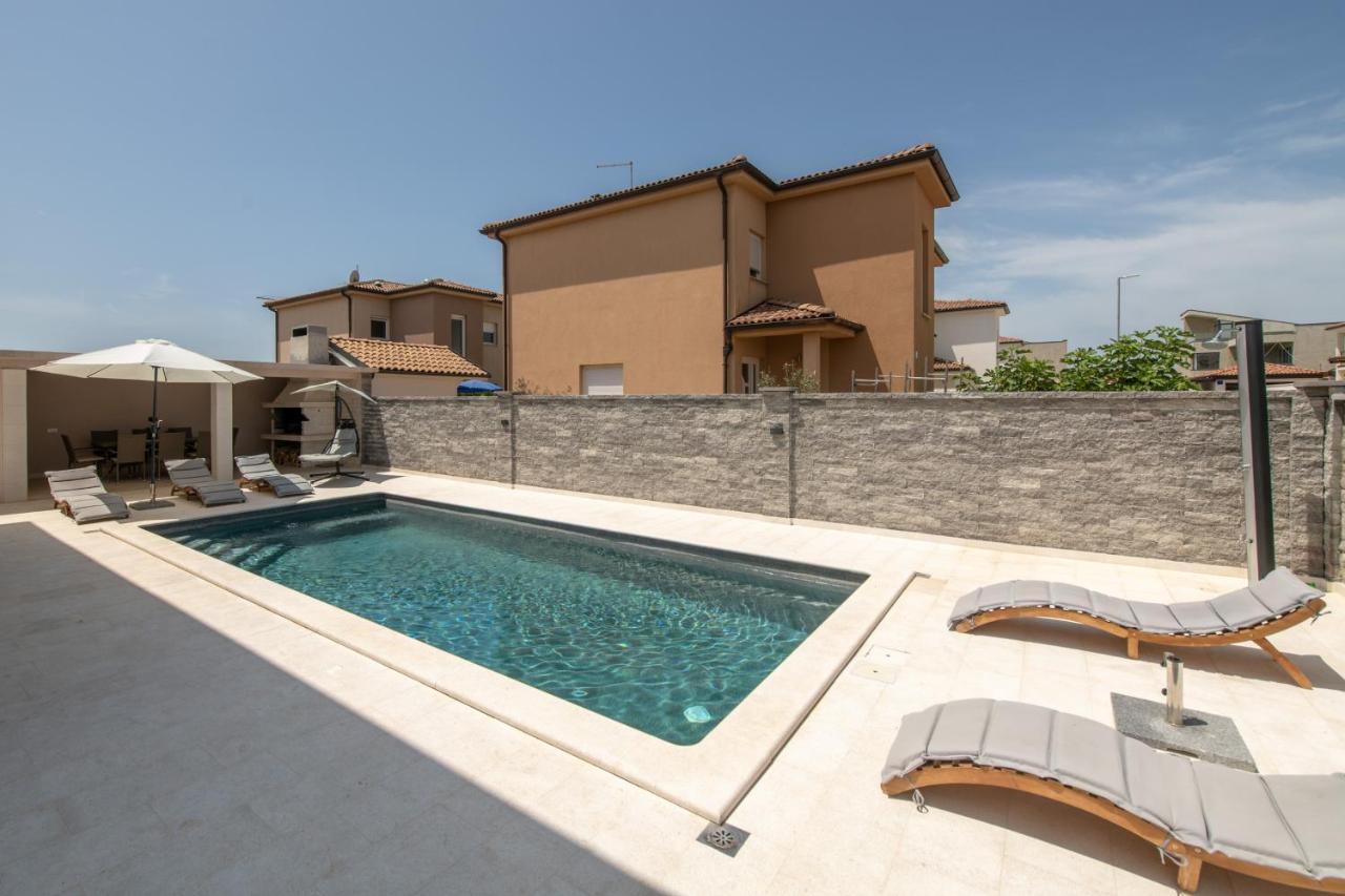 Villa Maslina Vodnjan Exterior foto